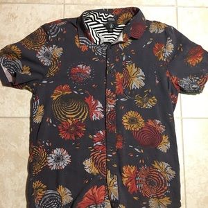 Volcom button down